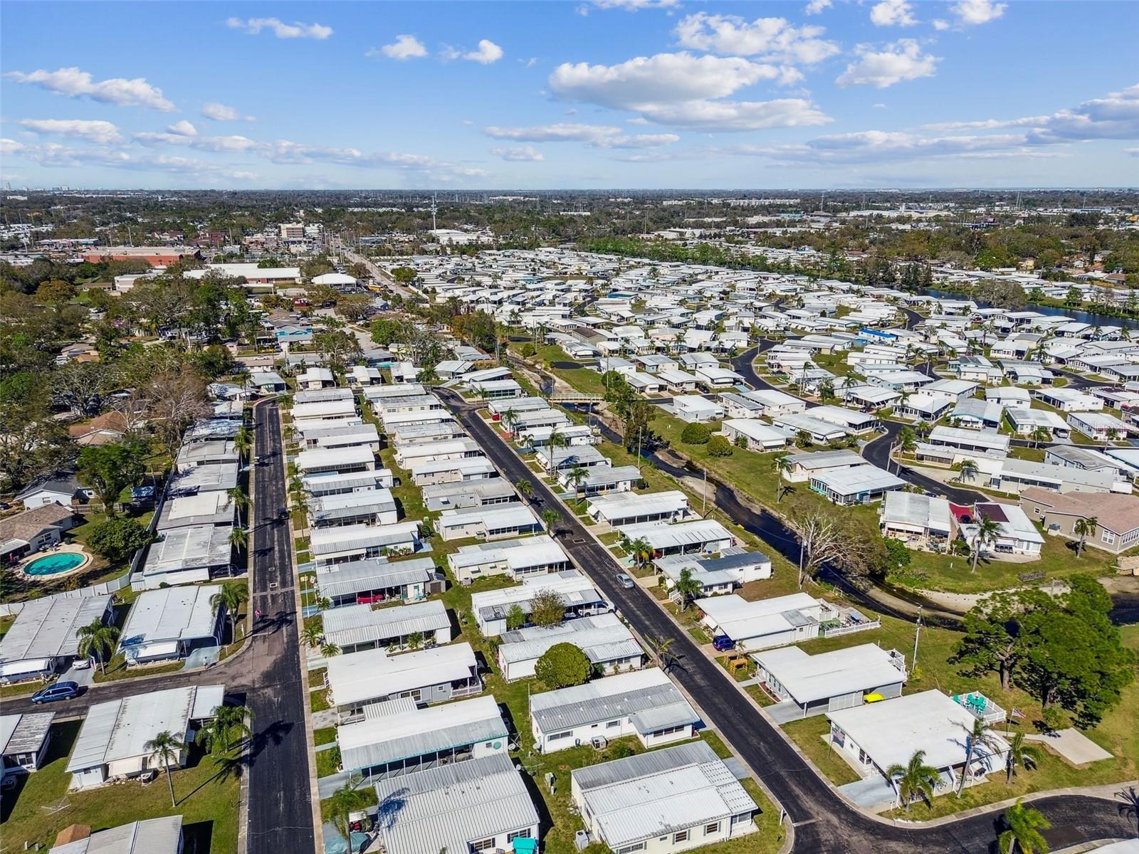 Image 55 of 73 For 12651 Seminole Boulevard 2c