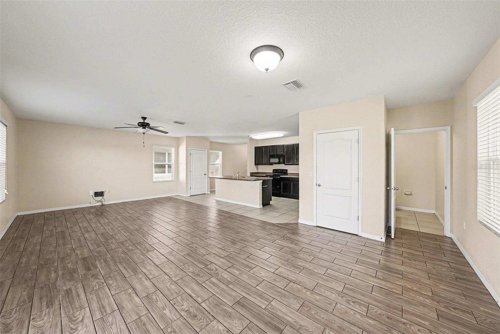 Image 9 of 24 For 10536 Whispering Hammock Drive