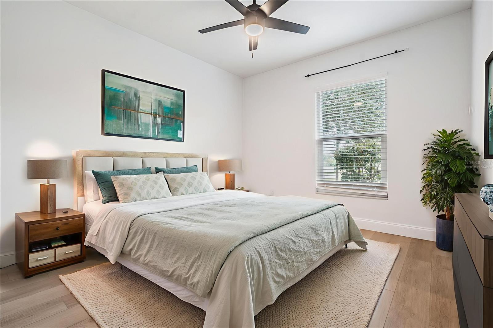 Image 14 of 34 For 404 Regal Park Drive