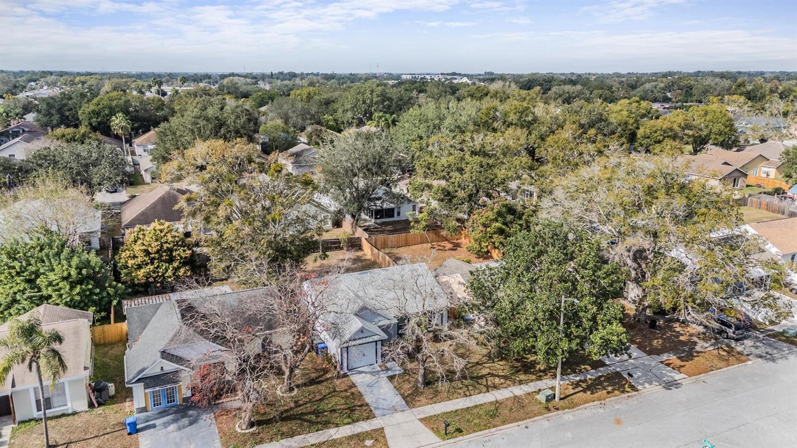 Image 28 of 34 For 404 Regal Park Drive