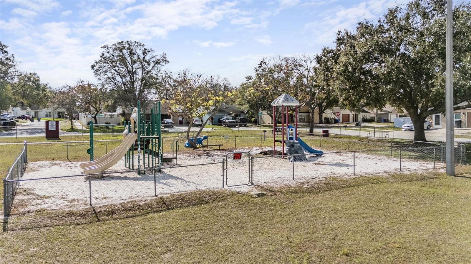 Image 31 of 34 For 404 Regal Park Drive