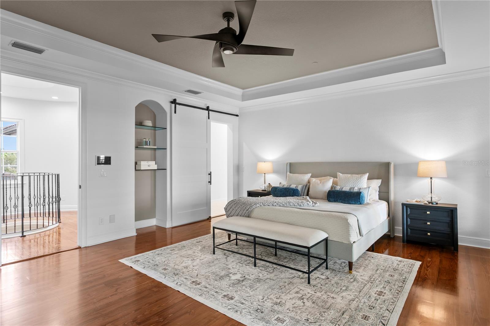 Listing photo id 43 for 5905 Beacon Shores Street