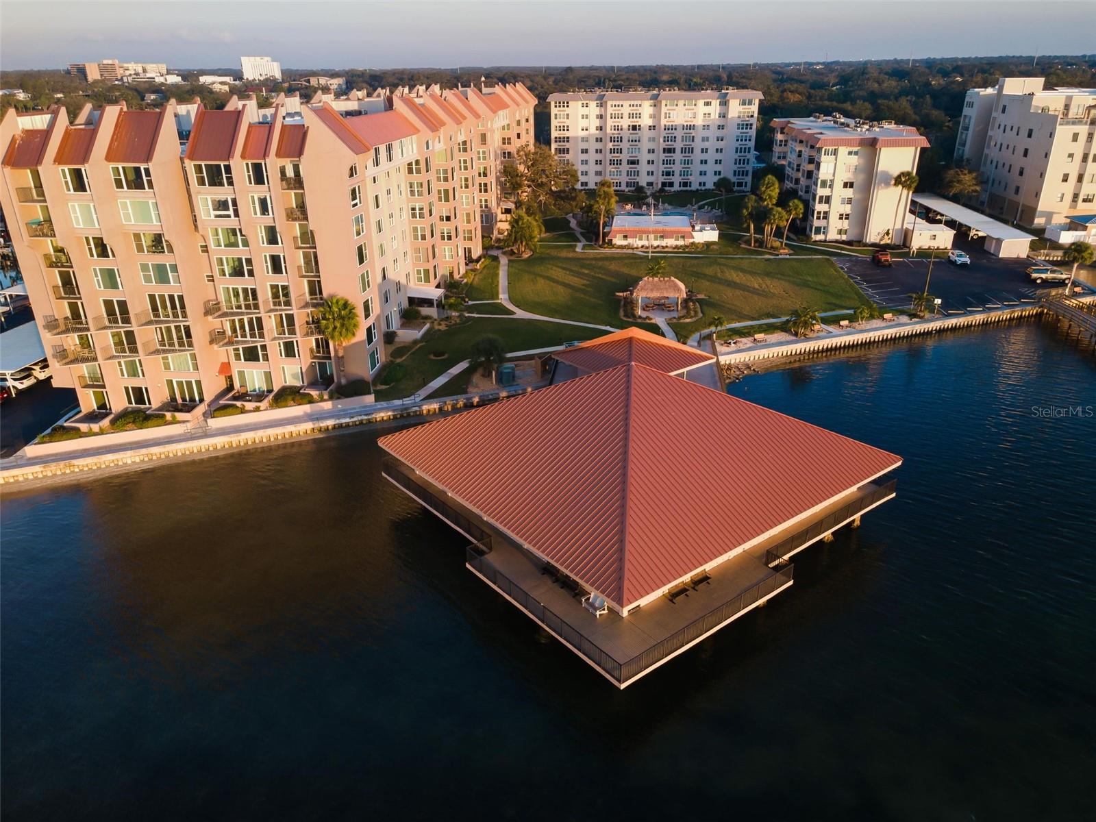 Image 34 of 46 For 622 Edgewater Drive 123