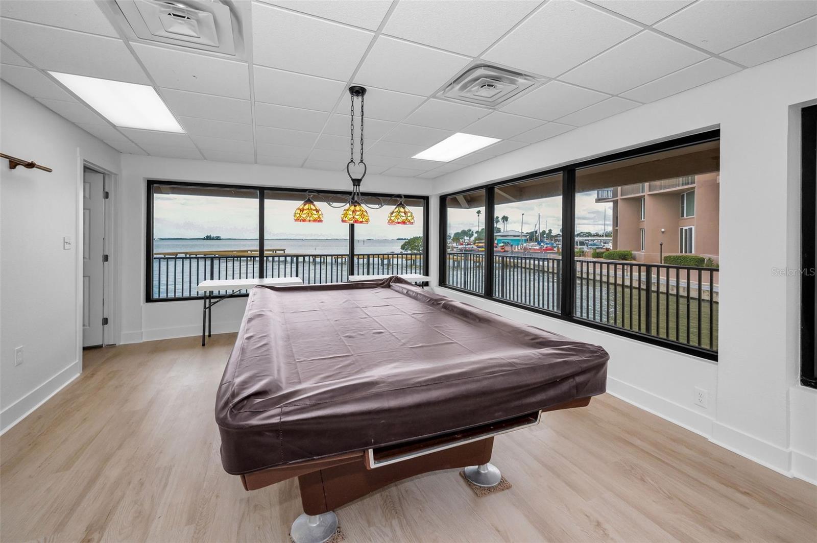 Image 40 of 46 For 622 Edgewater Drive 123