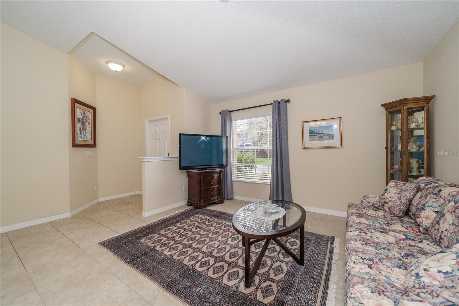 Image 17 of 52 For 3676 Seven Seas Avenue