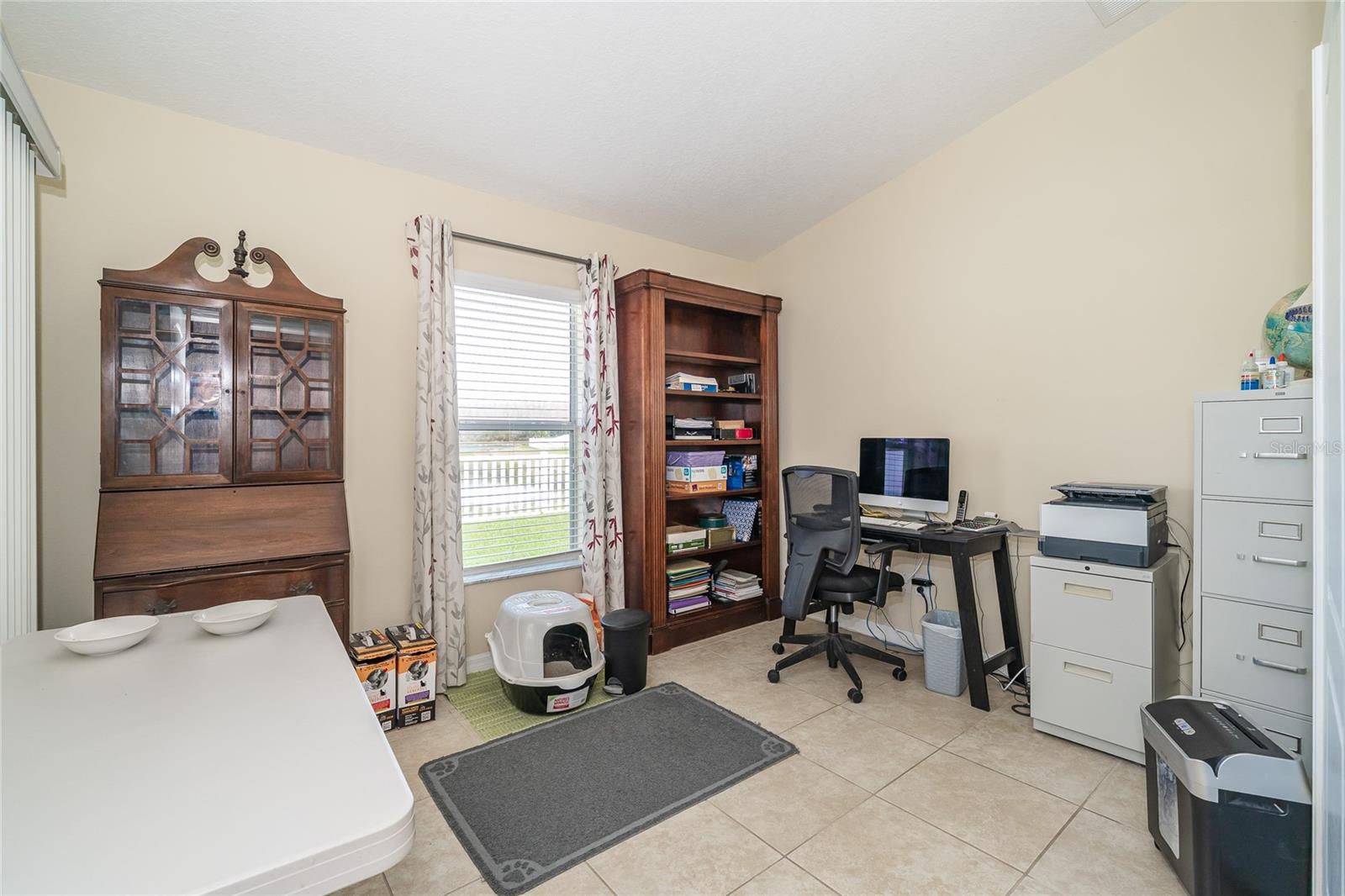 Image 18 of 52 For 3676 Seven Seas Avenue