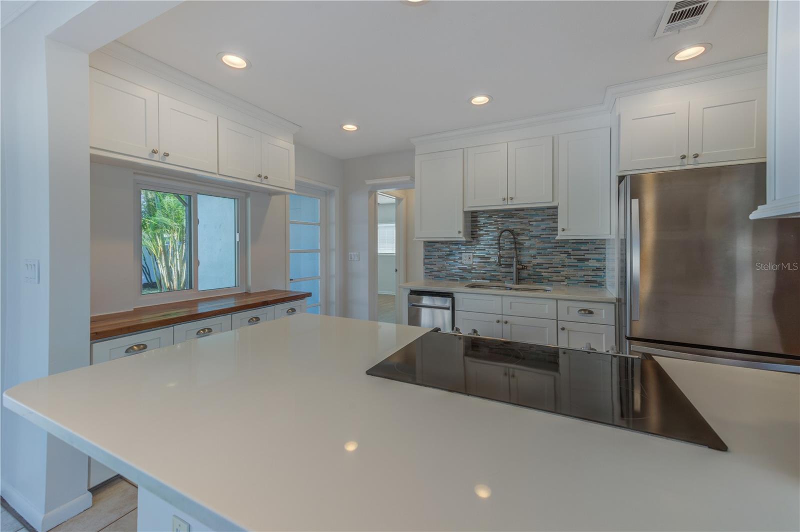 Image 13 of 31 For 149 Pinewood Avenue