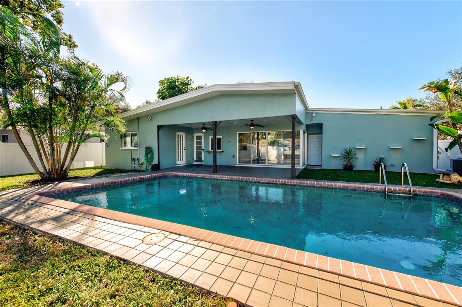 Image 4 of 31 For 149 Pinewood Avenue