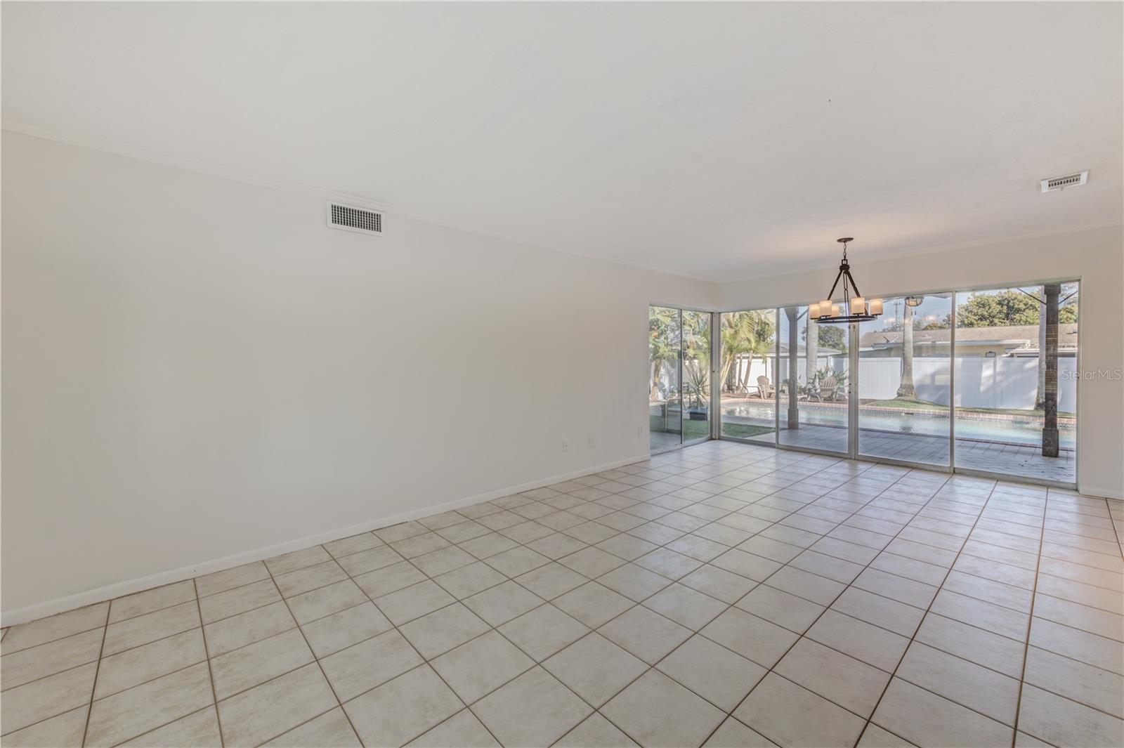 Image 6 of 31 For 149 Pinewood Avenue