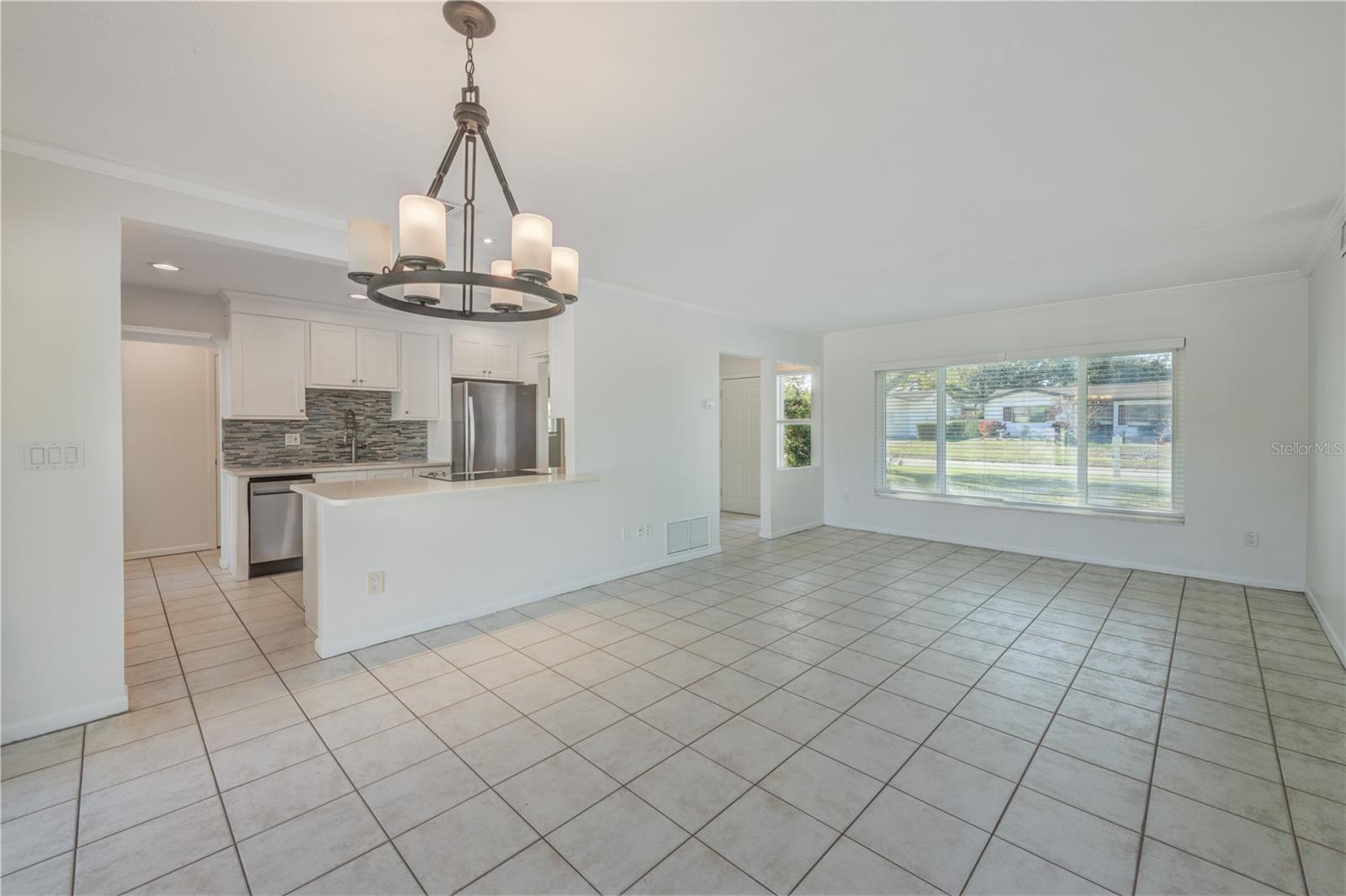 Image 8 of 31 For 149 Pinewood Avenue