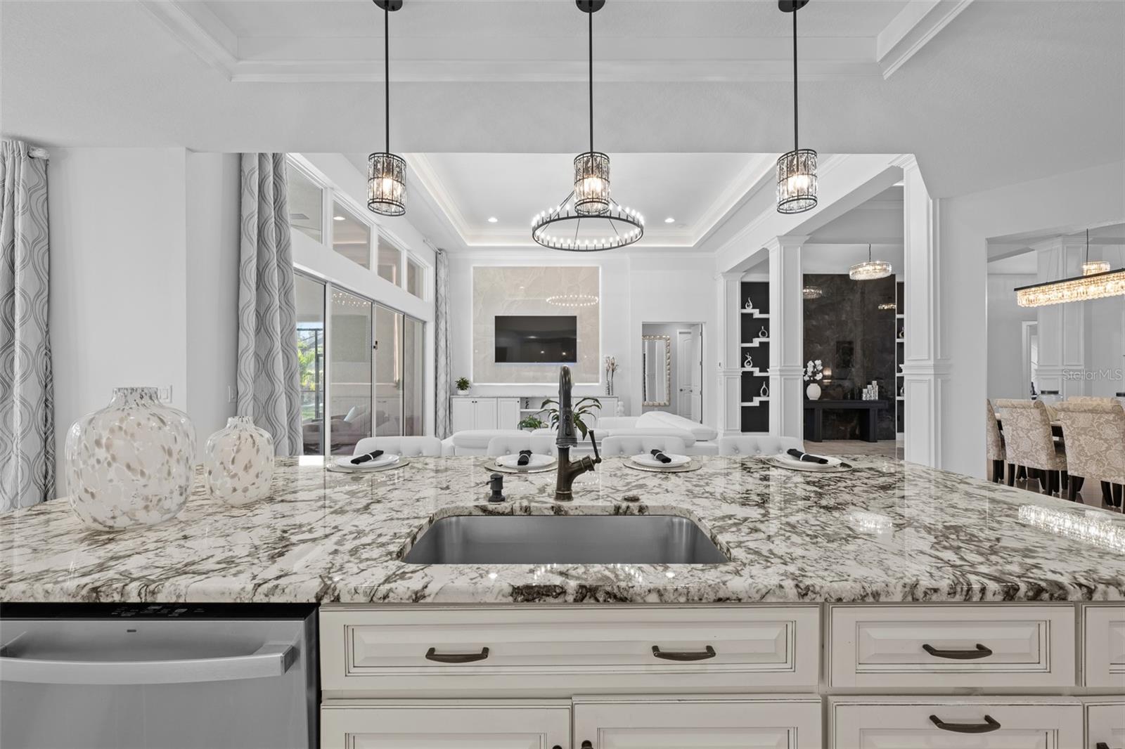 Image 12 of 50 For 33376 Kateland Drive