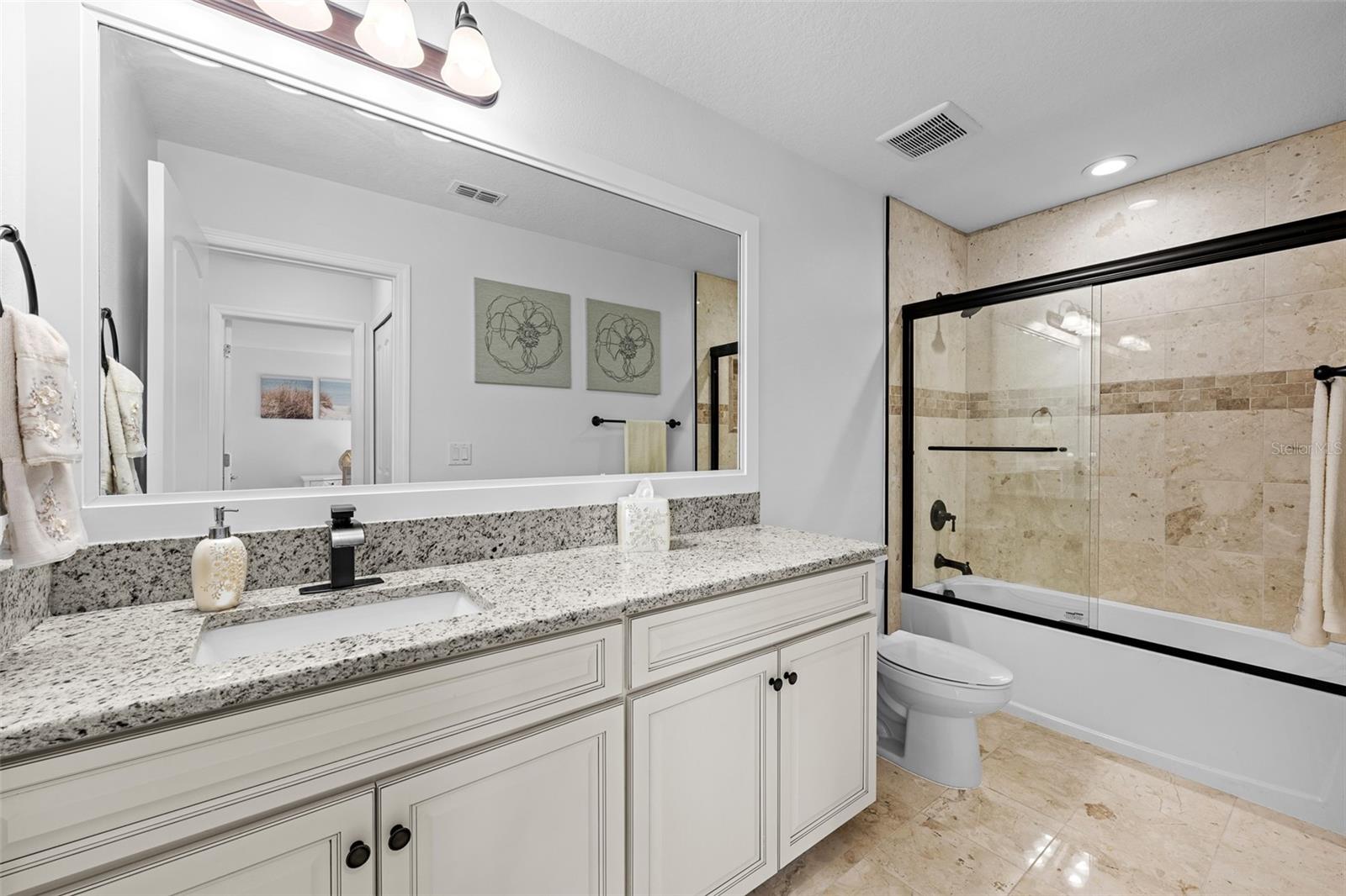 Image 36 of 50 For 33376 Kateland Drive