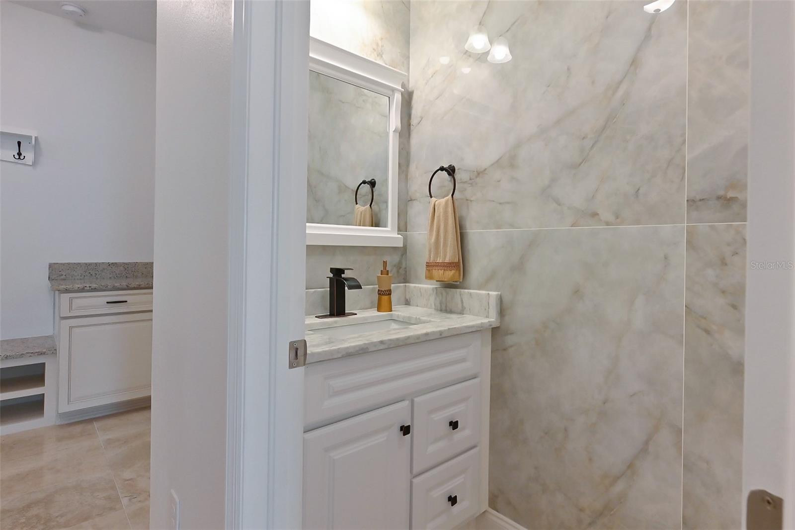 Image 37 of 50 For 33376 Kateland Drive