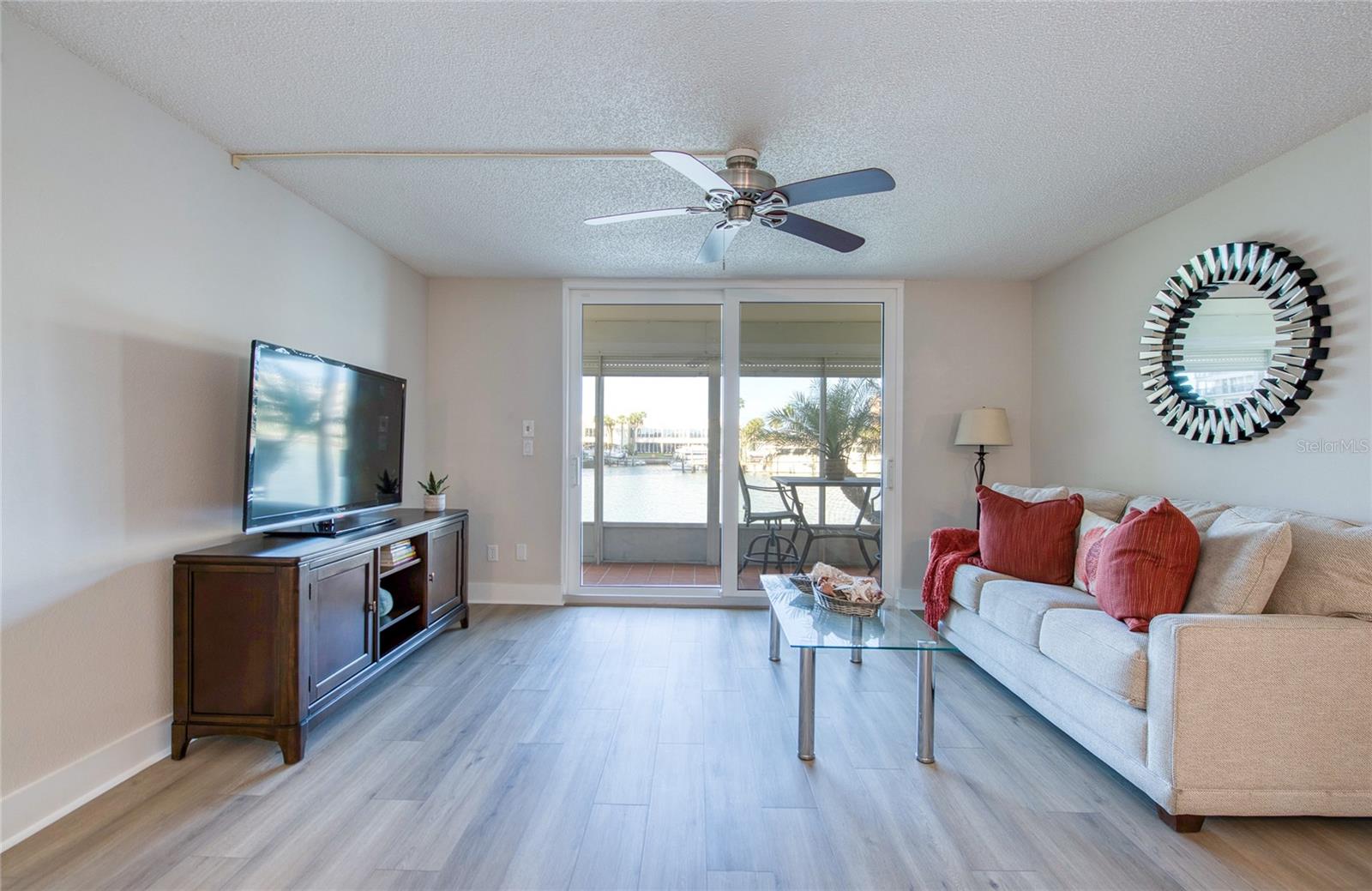 Image 17 of 35 For 7420 Bay Island Drive S 174