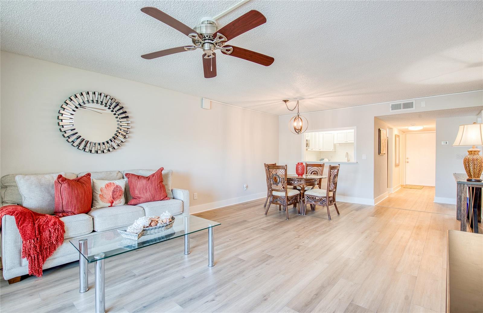 Image 18 of 35 For 7420 Bay Island Drive S 174