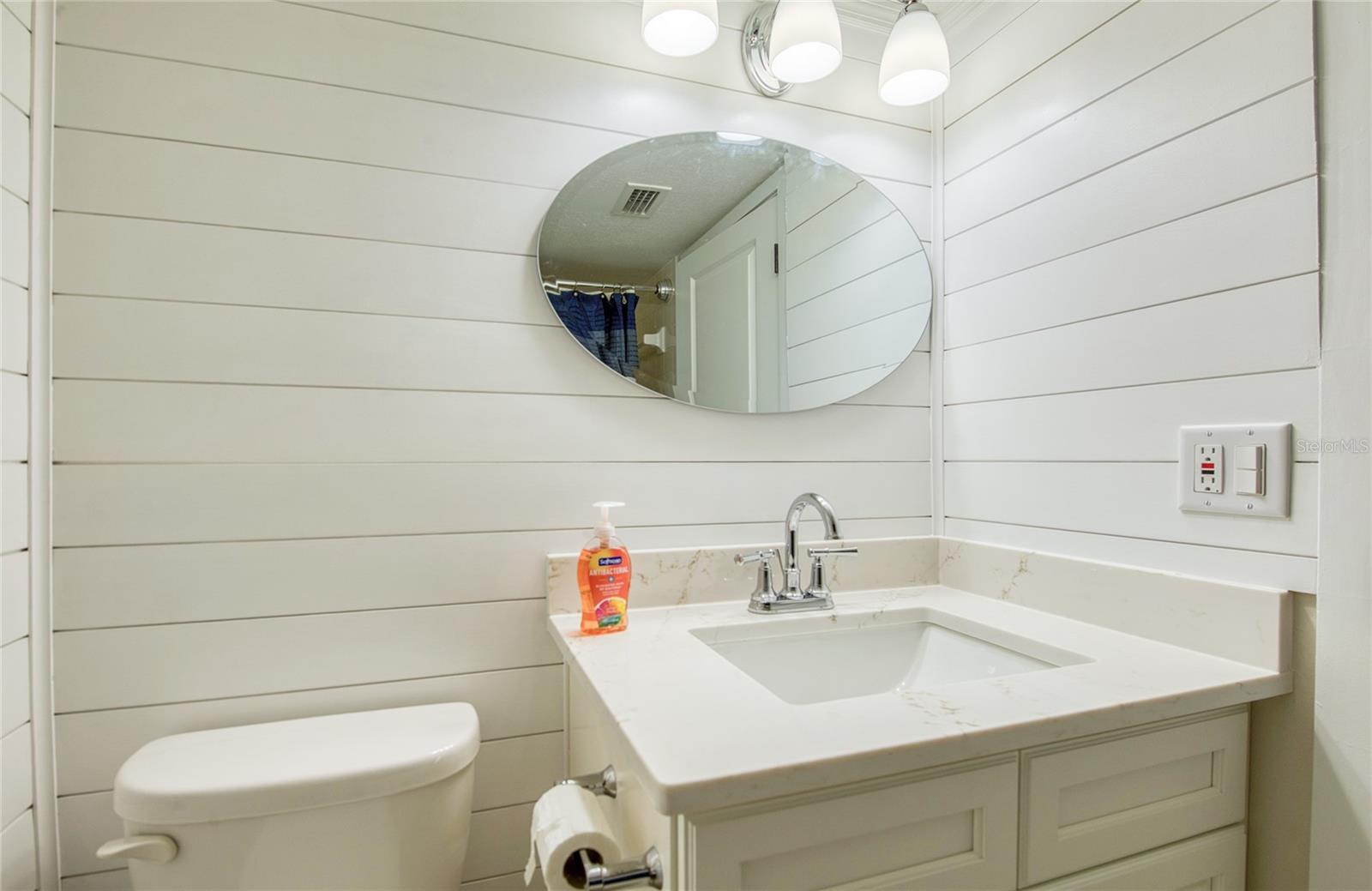 Image 25 of 35 For 7420 Bay Island Drive S 174