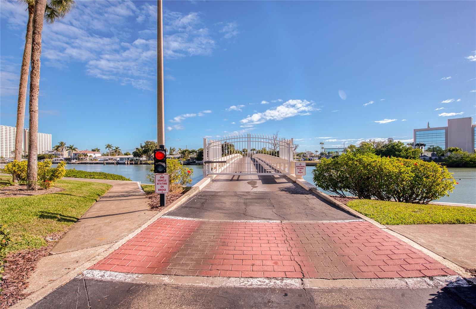 Image 31 of 35 For 7420 Bay Island Drive S 174