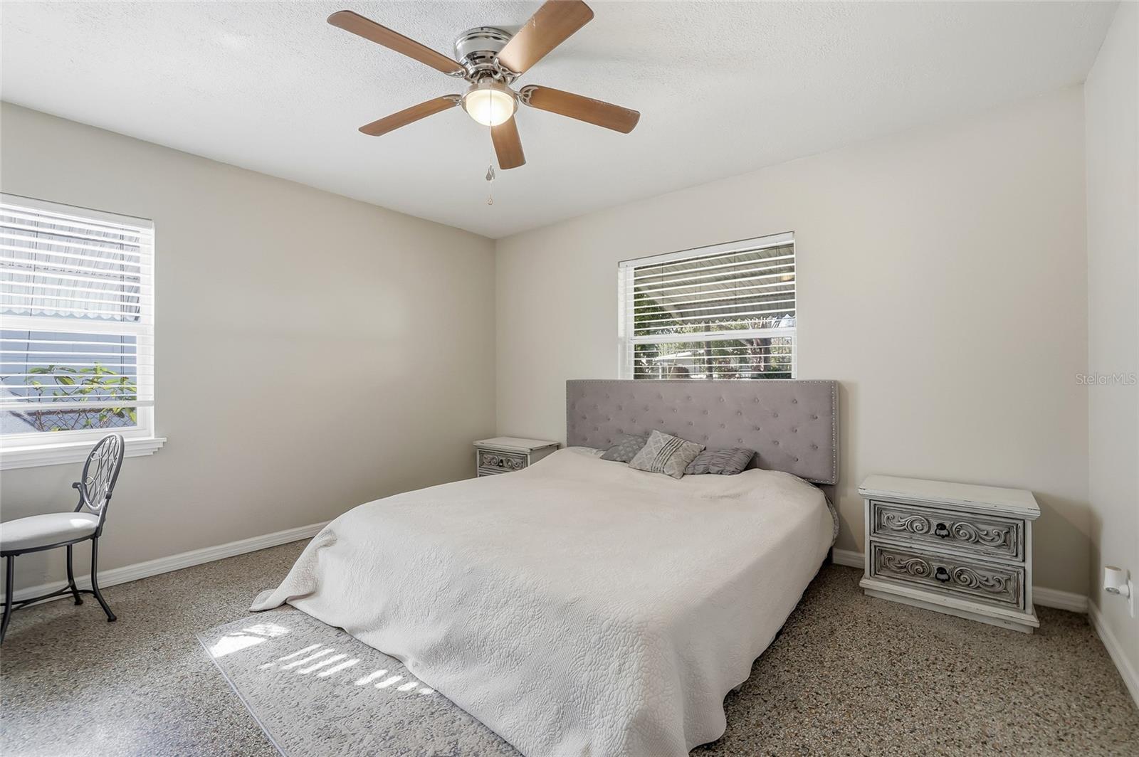 Image 13 of 41 For 2102 Kirby Circle