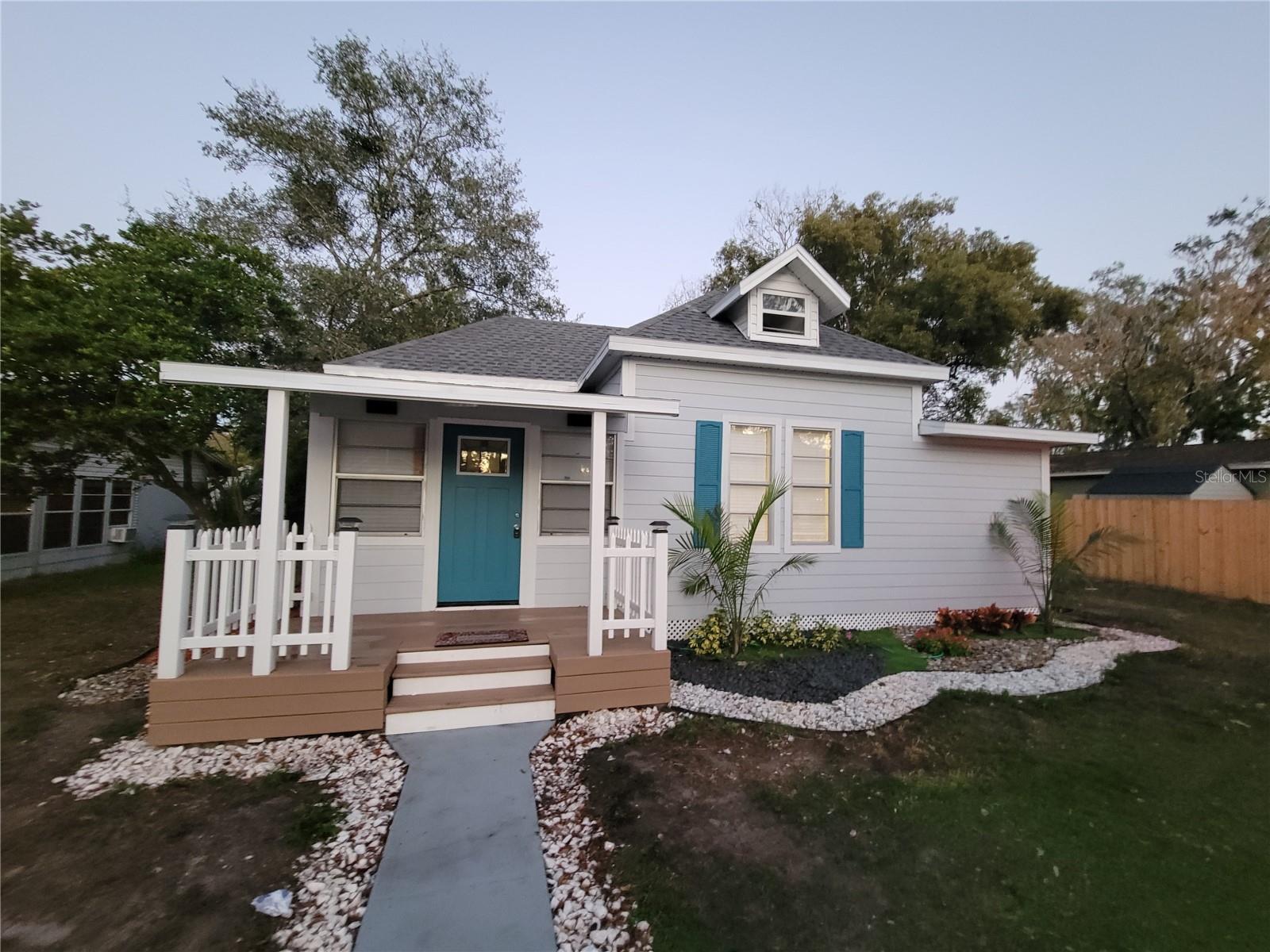 Details for 5548 11th Street, ZEPHYRHILLS, FL 33542