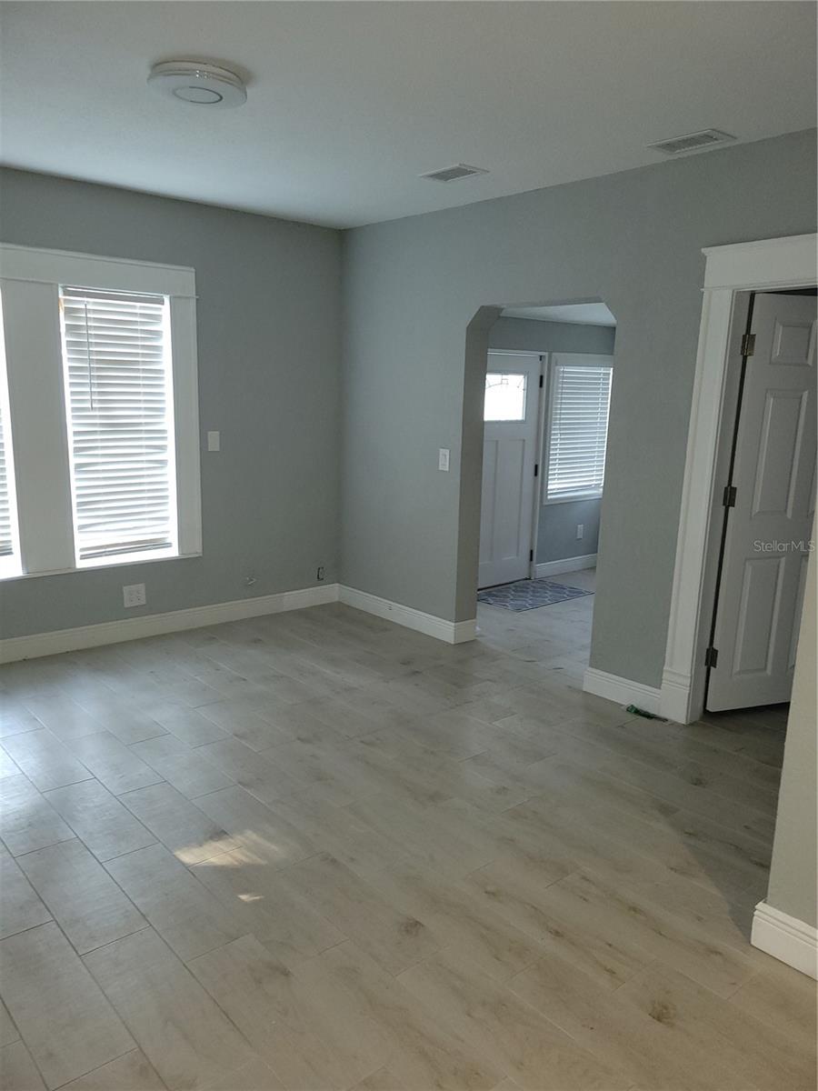 Image 44 of 99 For 5548 11th Street