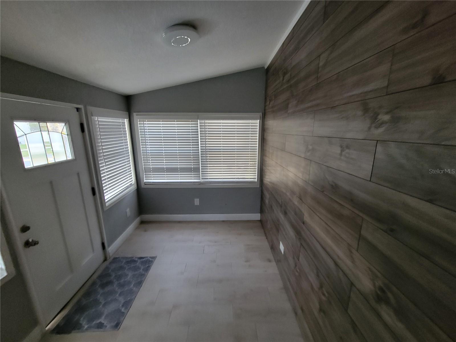 Image 49 of 99 For 5548 11th Street