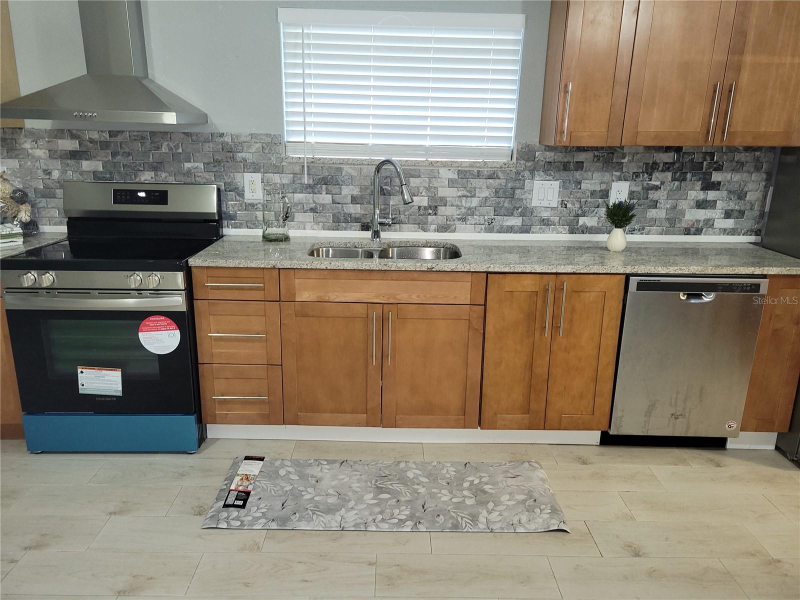 Image 56 of 99 For 5548 11th Street