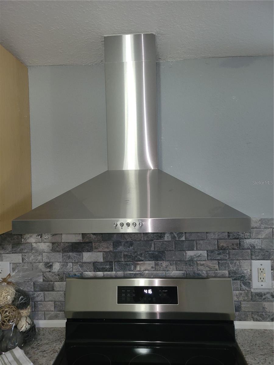 Image 66 of 99 For 5548 11th Street