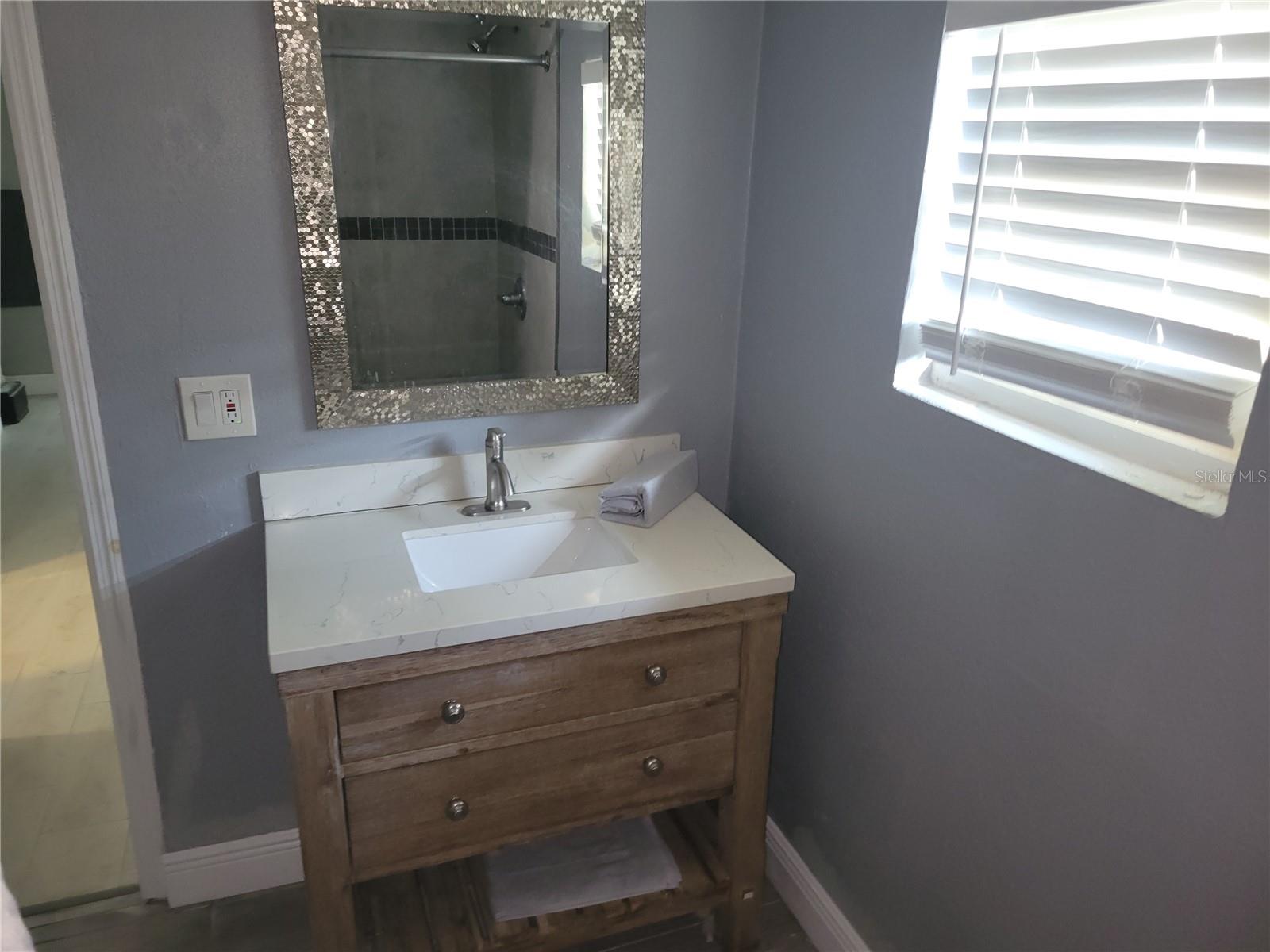 Image 82 of 99 For 5548 11th Street