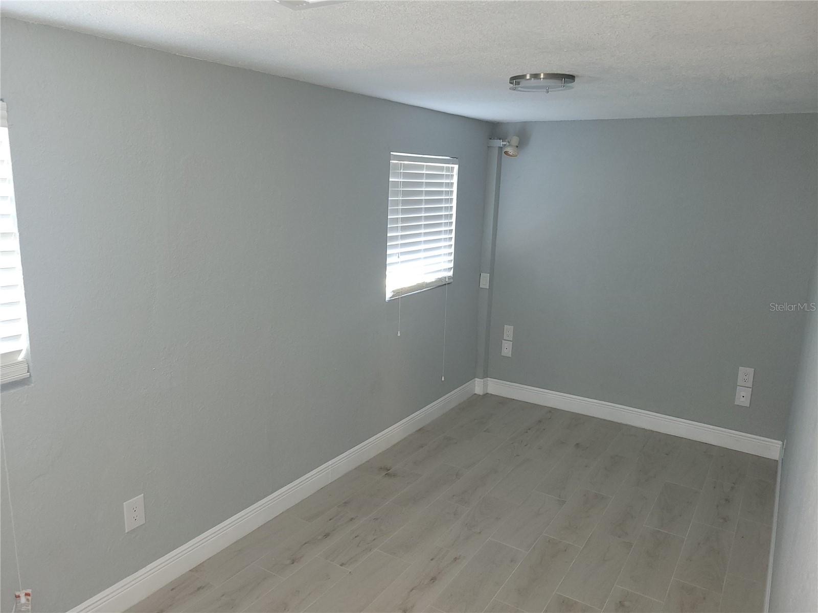 Image 91 of 99 For 5548 11th Street