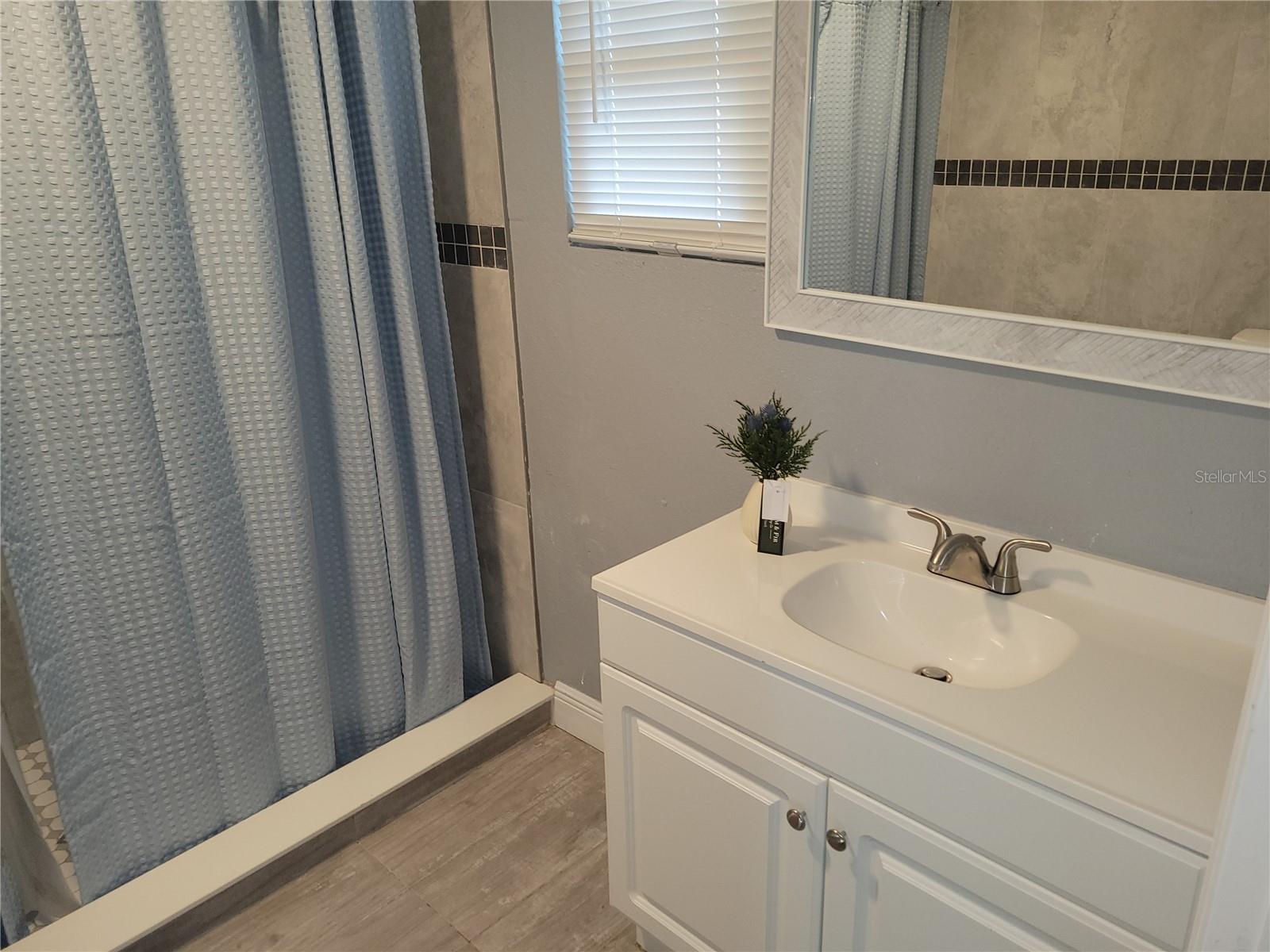 Image 93 of 99 For 5548 11th Street