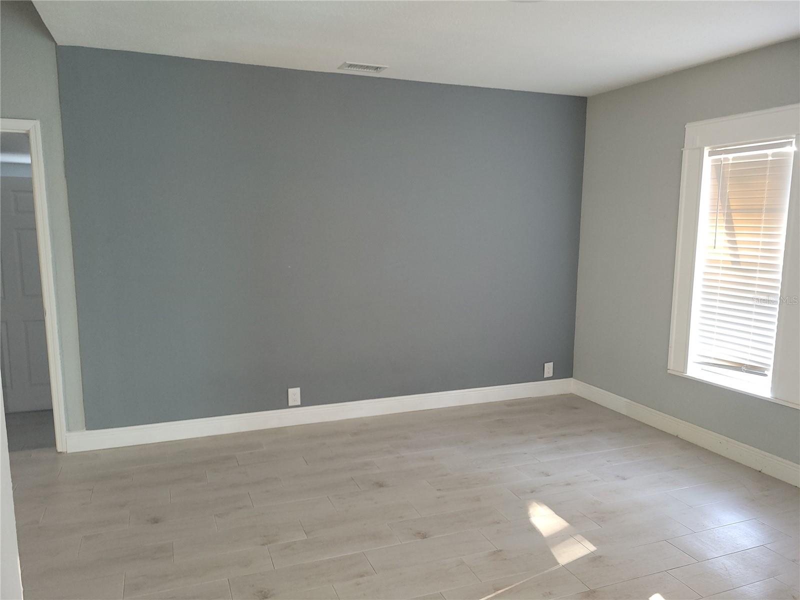 Image 95 of 99 For 5548 11th Street