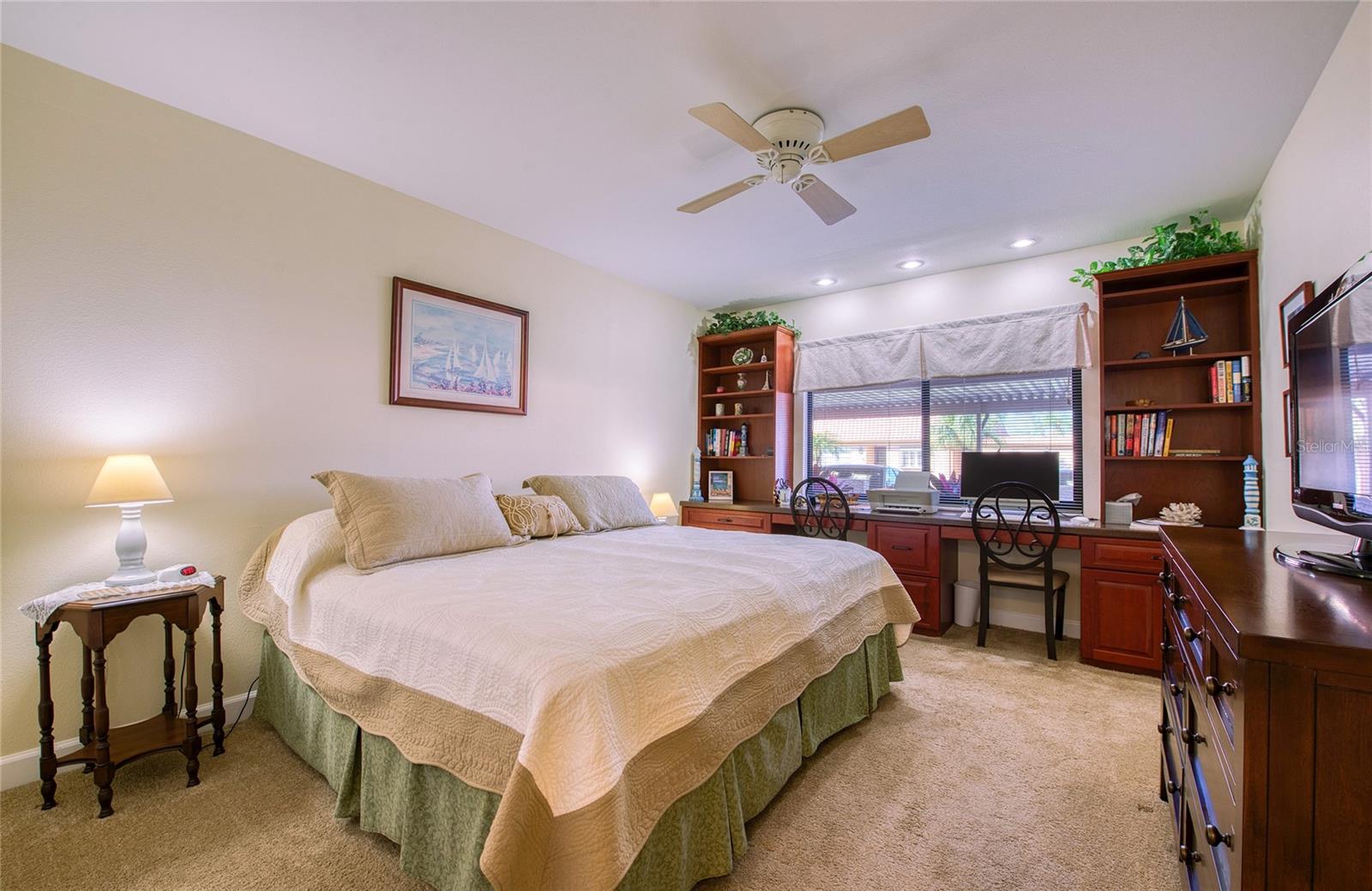 Image 22 of 44 For 19029 Us Highway 19 N 29e