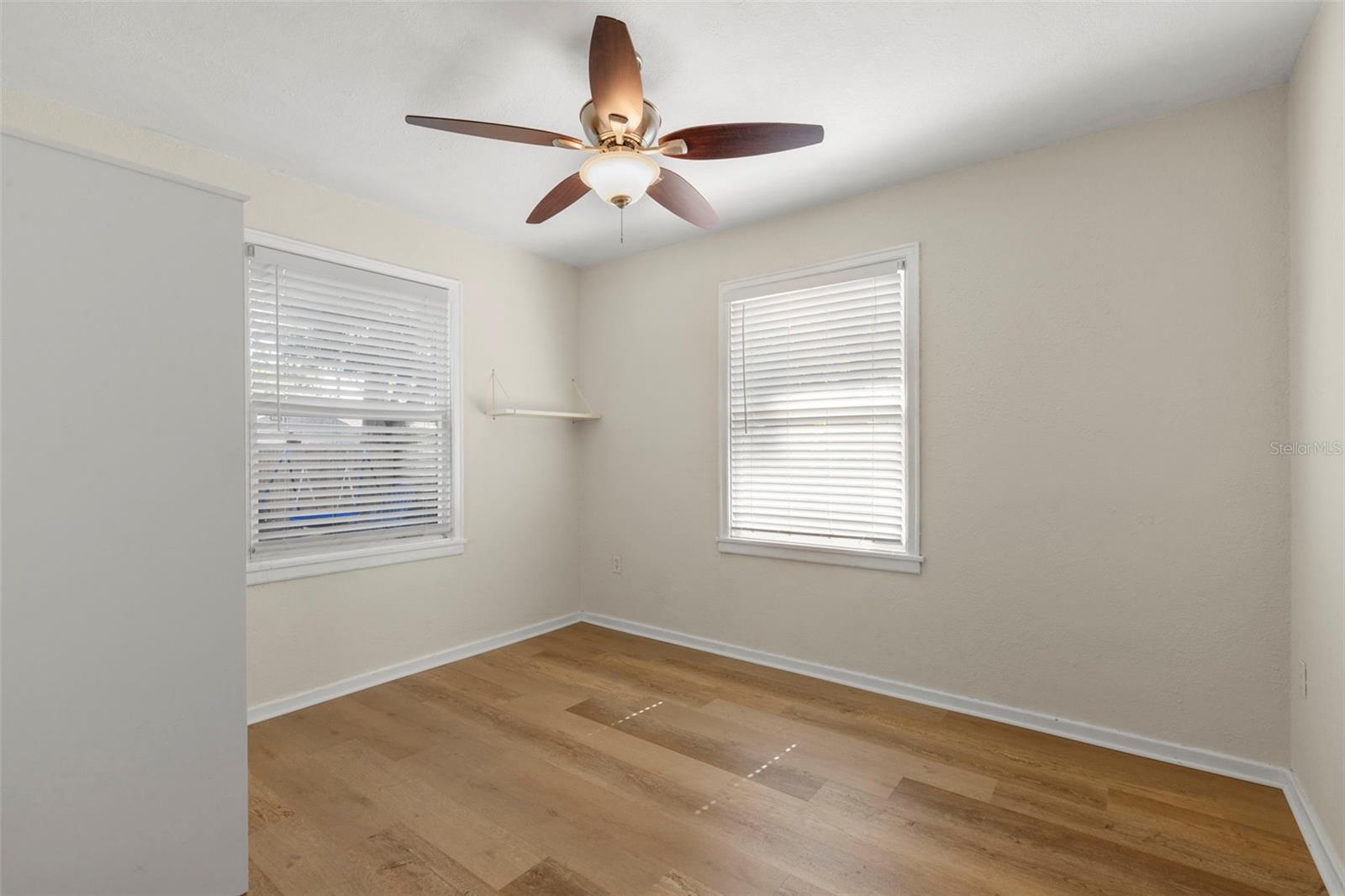 Image 21 of 25 For 3505 Prescott Street N