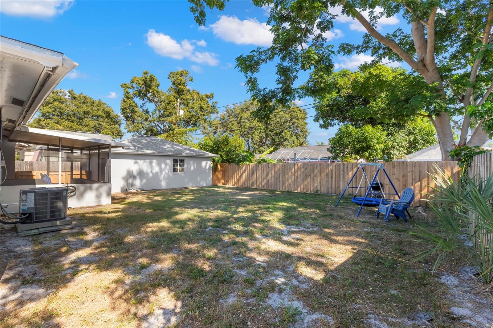 Image 24 of 25 For 3505 Prescott Street N