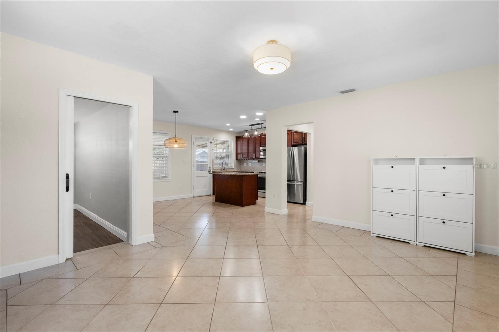 Image 7 of 25 For 3505 Prescott Street N