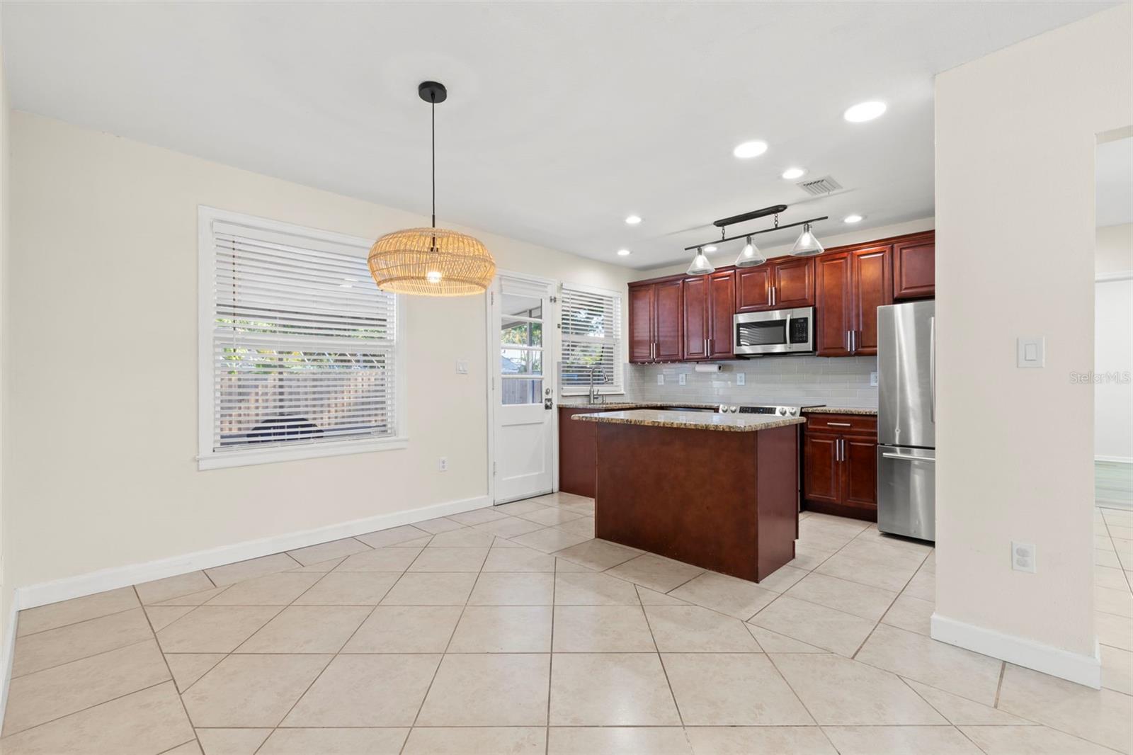 Image 9 of 25 For 3505 Prescott Street N