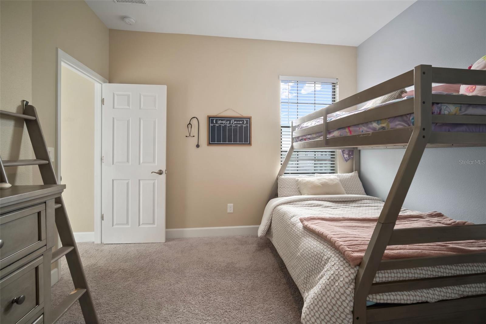 Image 18 of 40 For 5807 Circa Fishhawk Boulevard