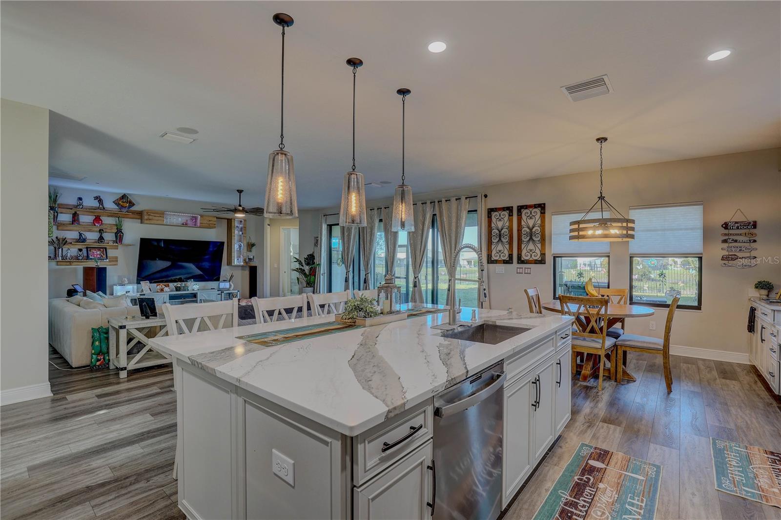 Image 20 of 70 For 14536 Woodland Spur Drive