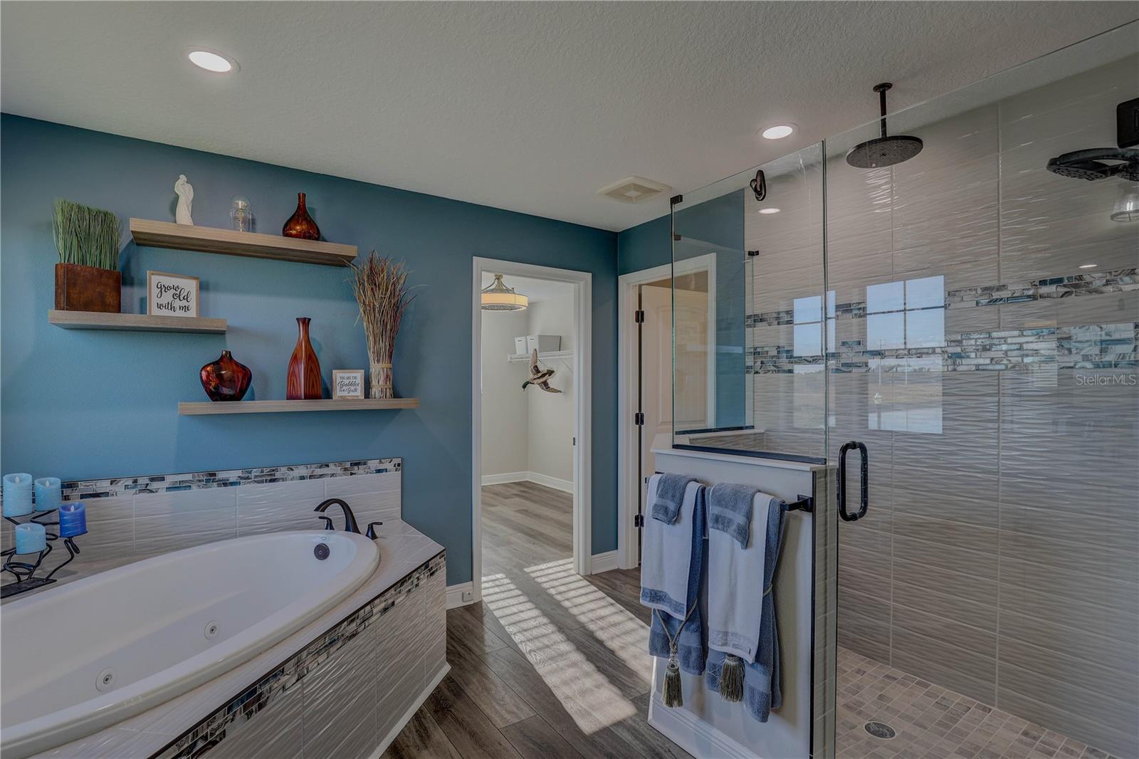 Image 42 of 70 For 14536 Woodland Spur Drive