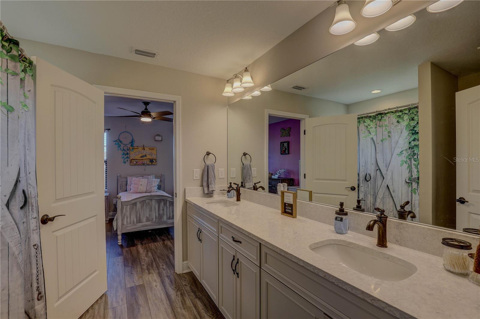 Image 52 of 70 For 14536 Woodland Spur Drive