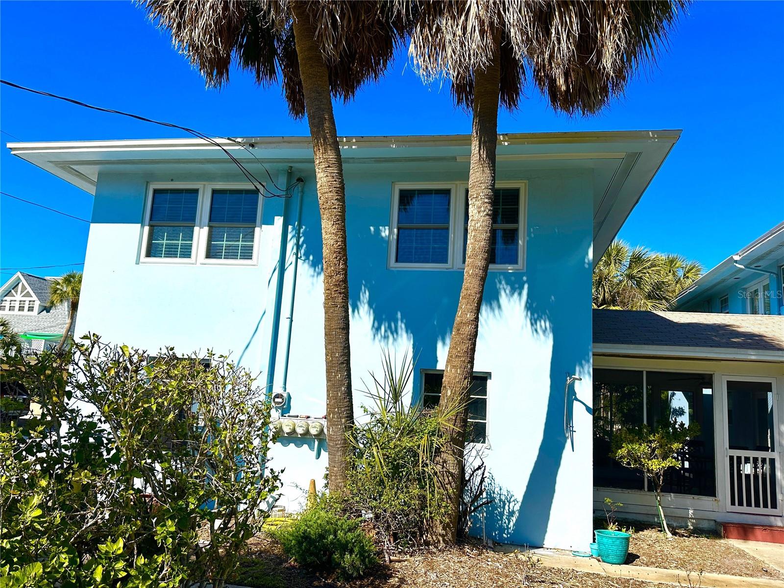 Image 20 of 27 For 1800 Pass A Grille Way 5