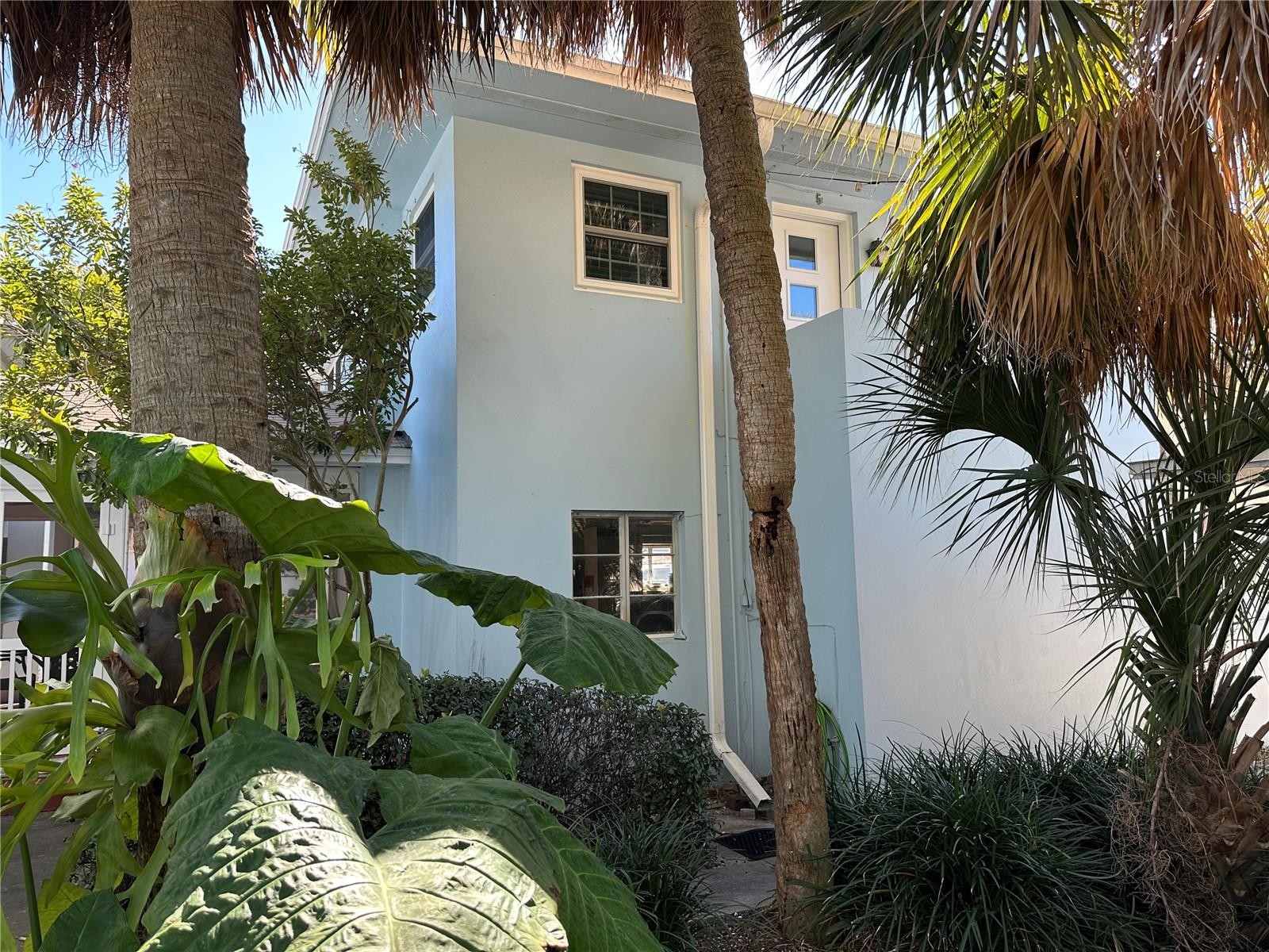 Image 22 of 27 For 1800 Pass A Grille Way 5