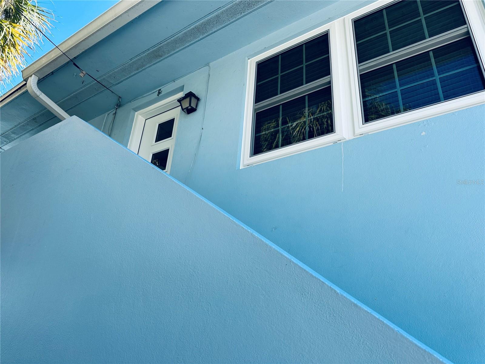 Image 5 of 27 For 1800 Pass A Grille Way 5