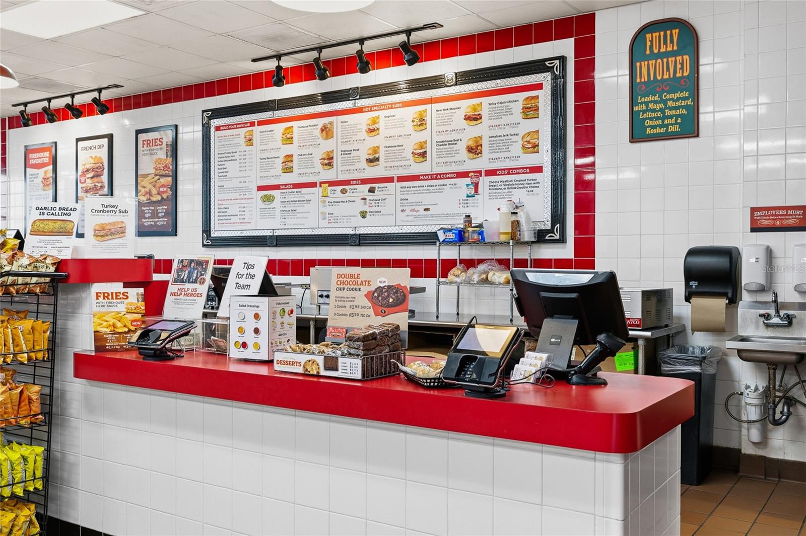 Image 11 of 35 For 18500 Veterans Boulevard 4