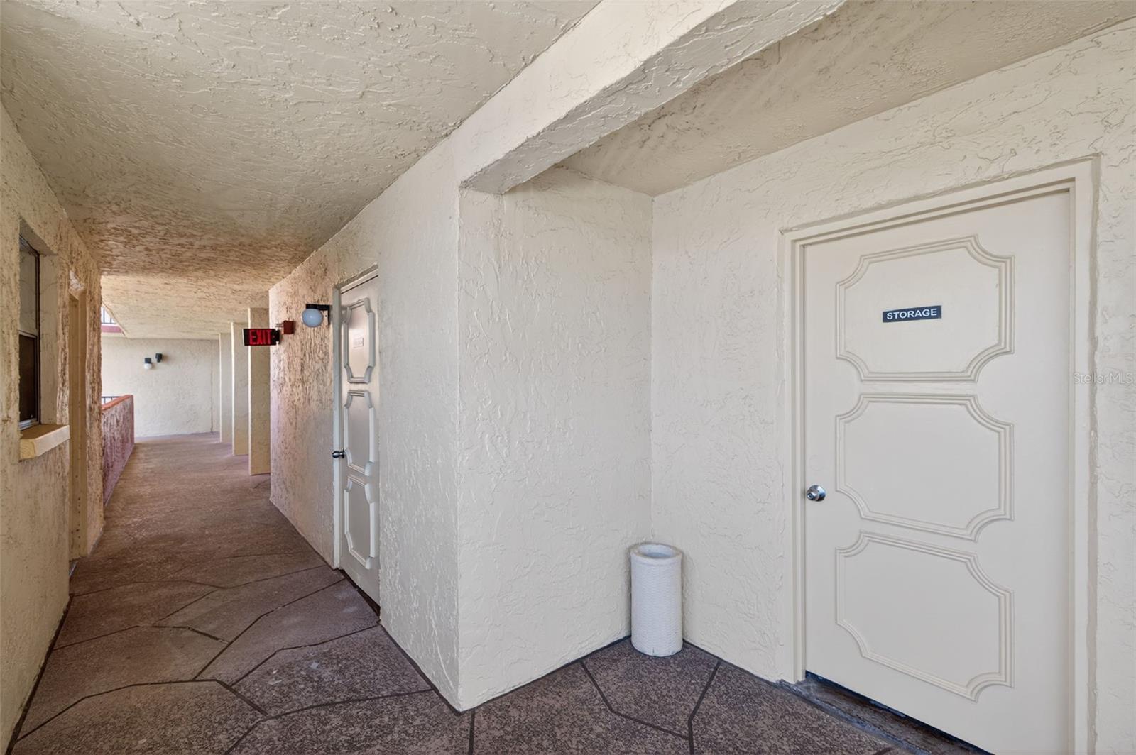 Image 34 of 52 For 19701 Gulf Boulevard 404