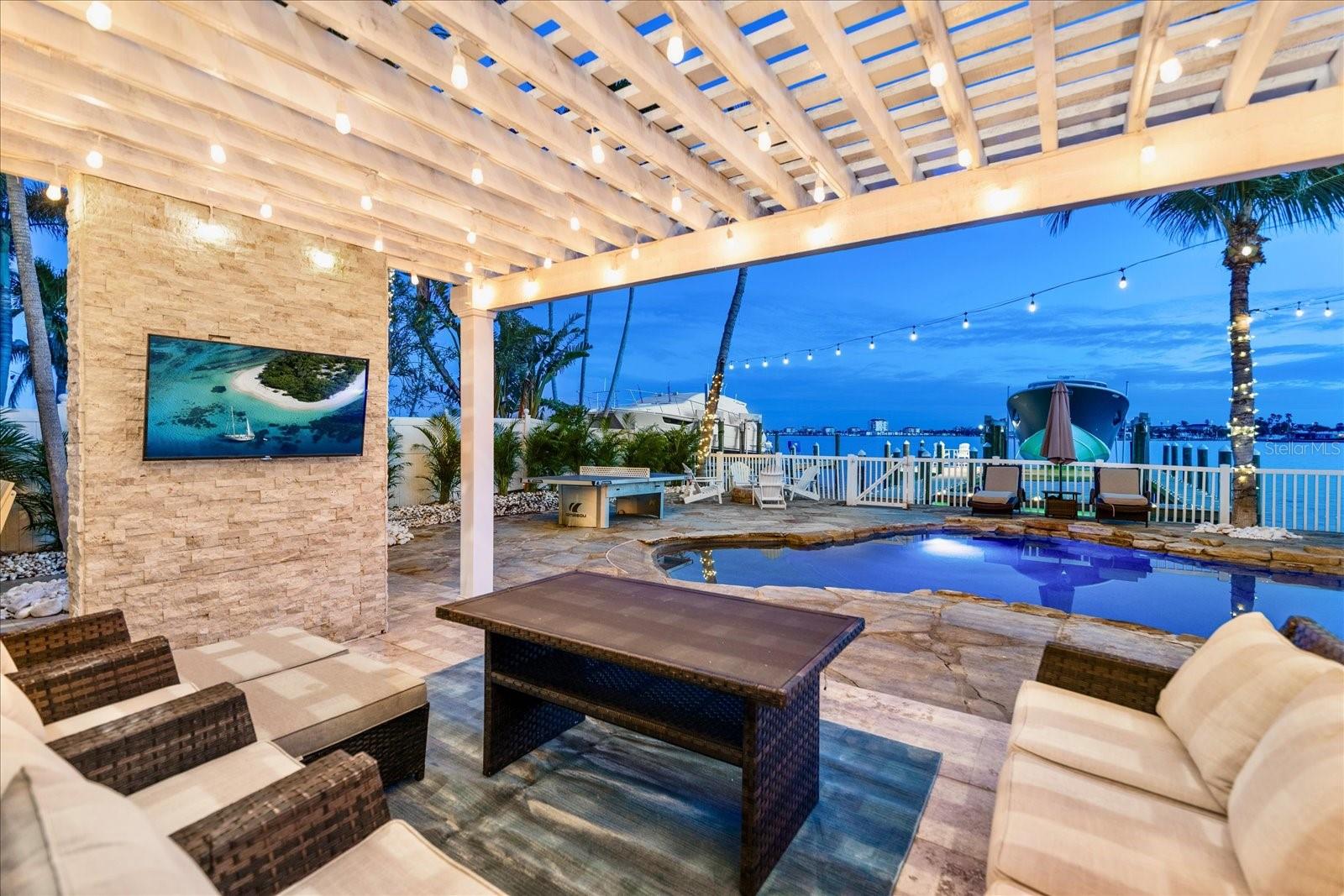 Image 56 of 75 For 644 Boca Ciega Isle Drive