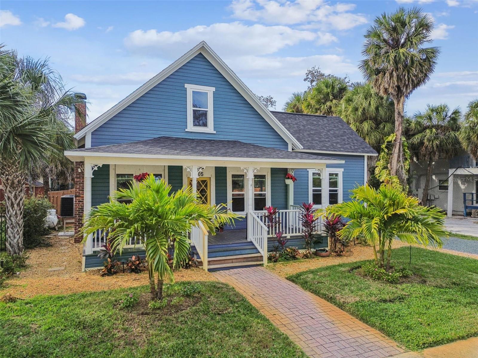 Image 2 of 64 For 305 Grand Boulevard