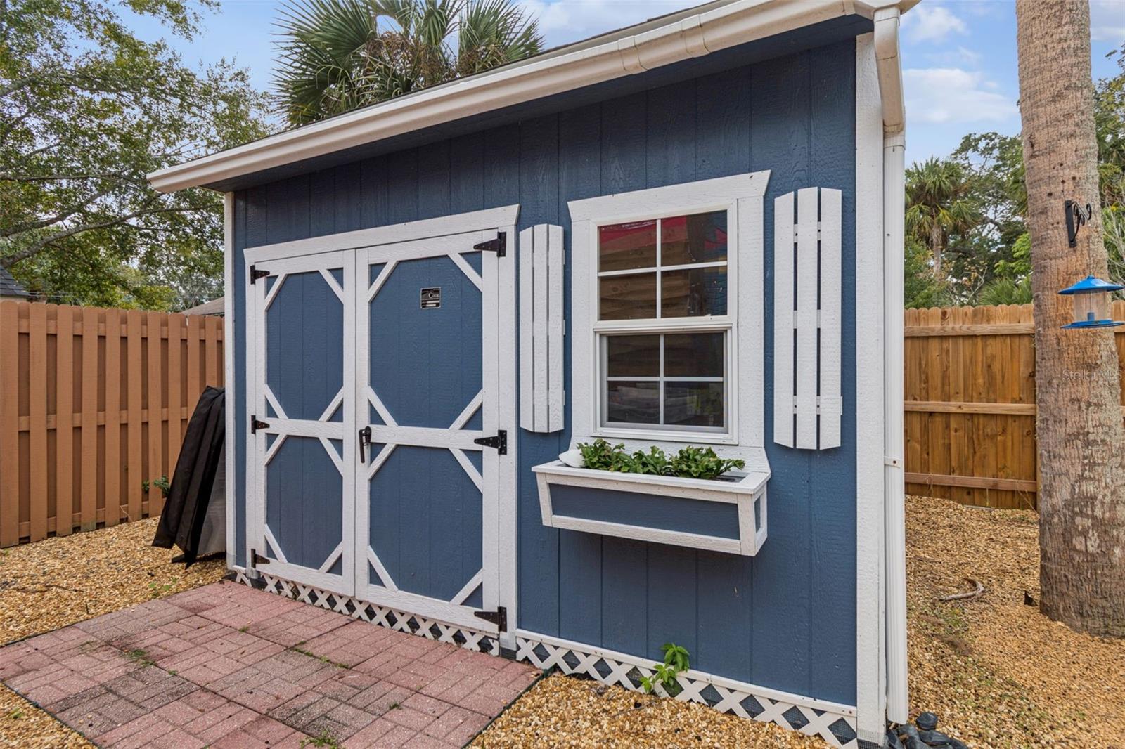 Image 36 of 64 For 305 Grand Boulevard