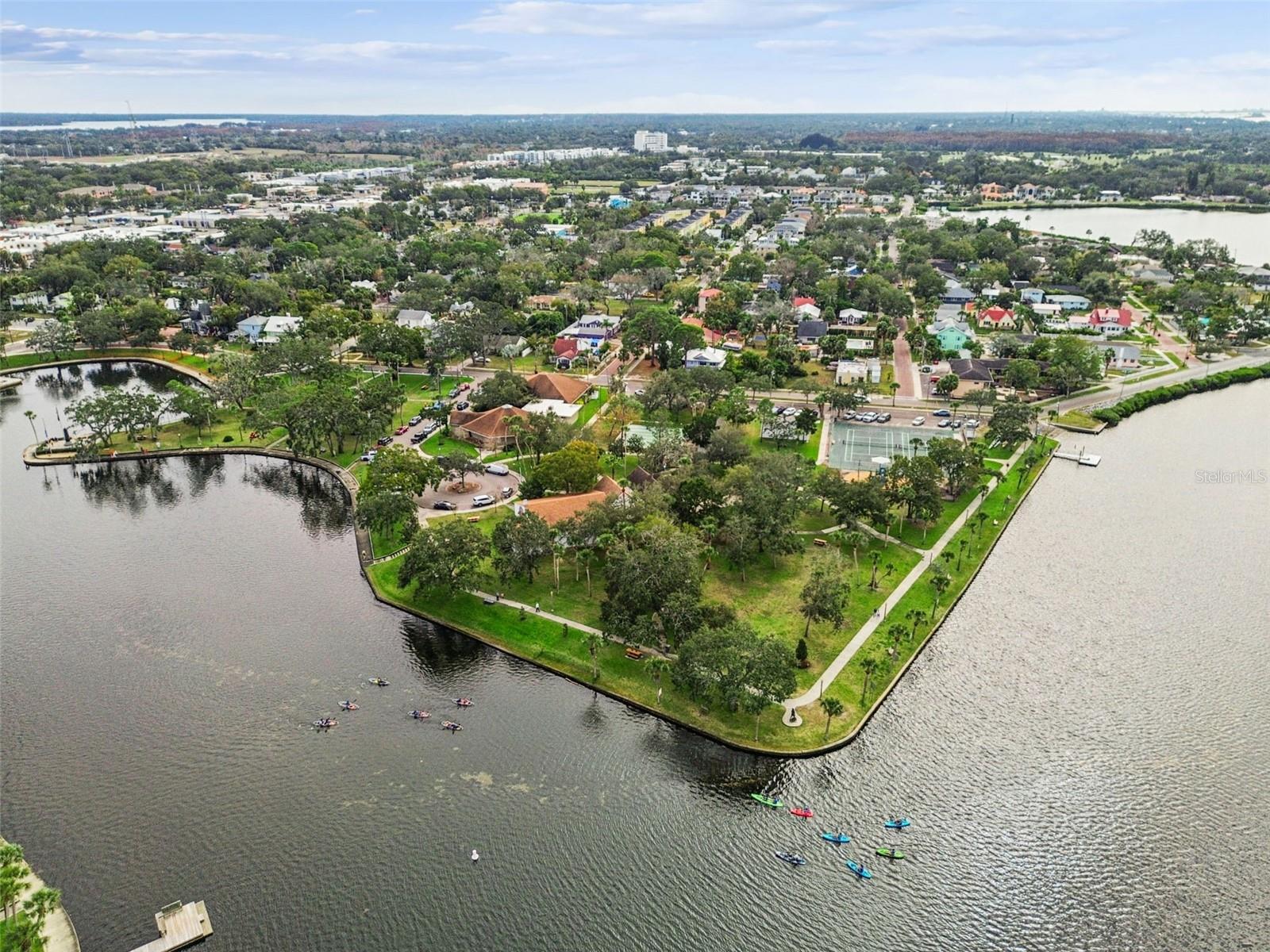 Image 51 of 64 For 305 Grand Boulevard