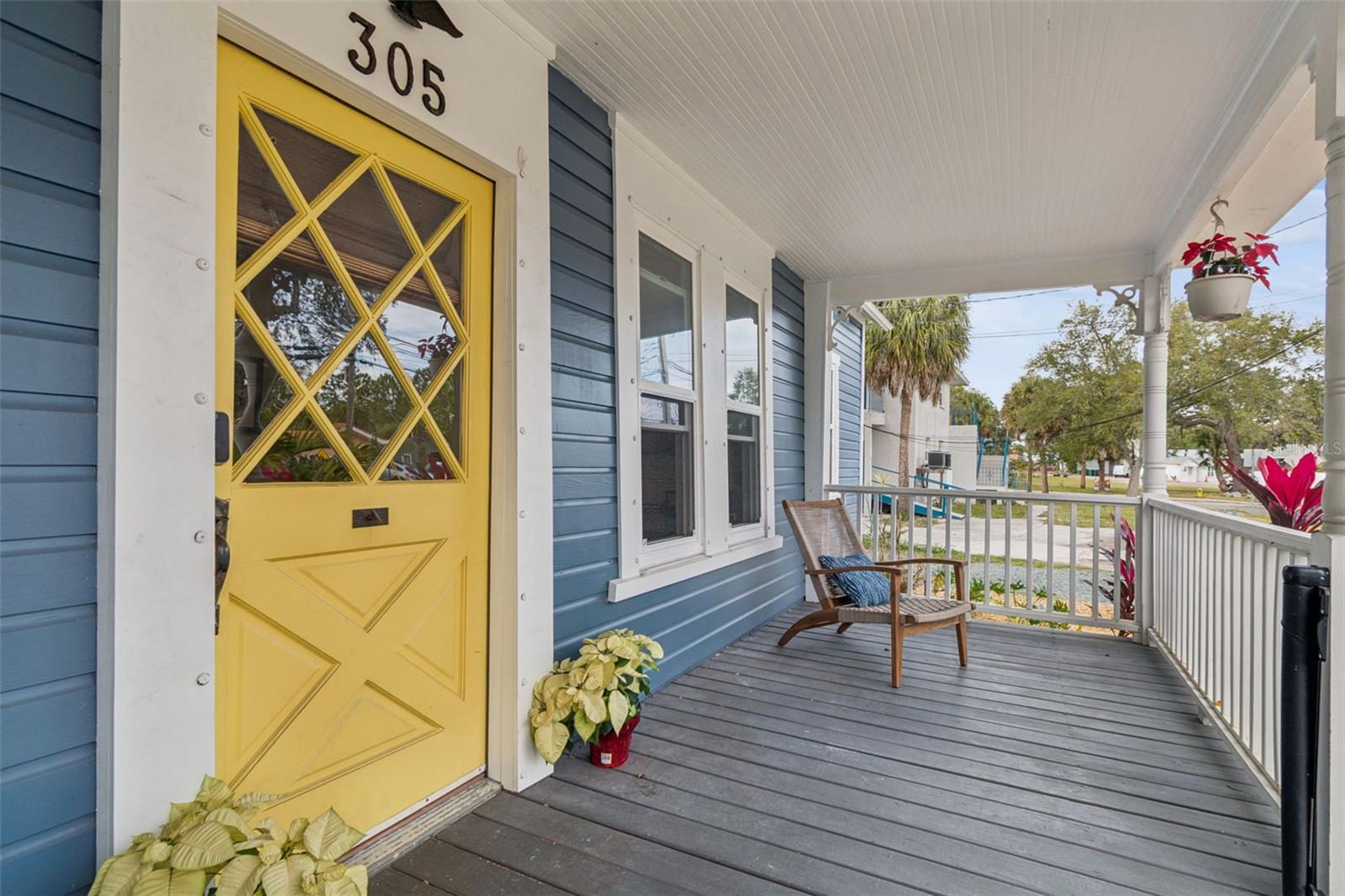 Image 7 of 64 For 305 Grand Boulevard